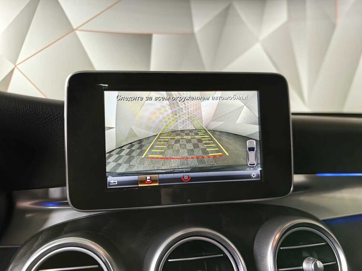 Mercedes-Benz GLC с пробегом — 2017 год. Фото: #16