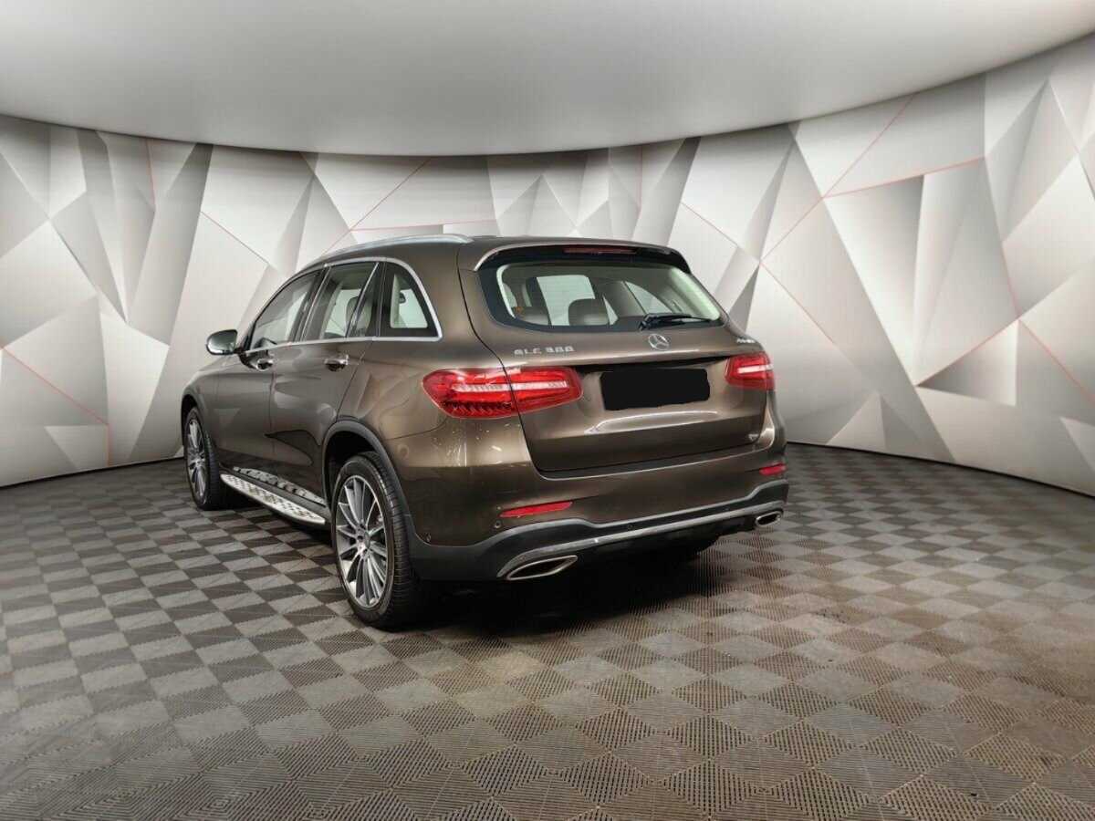 Mercedes-Benz GLC с пробегом — 2016 год. Фото: #3