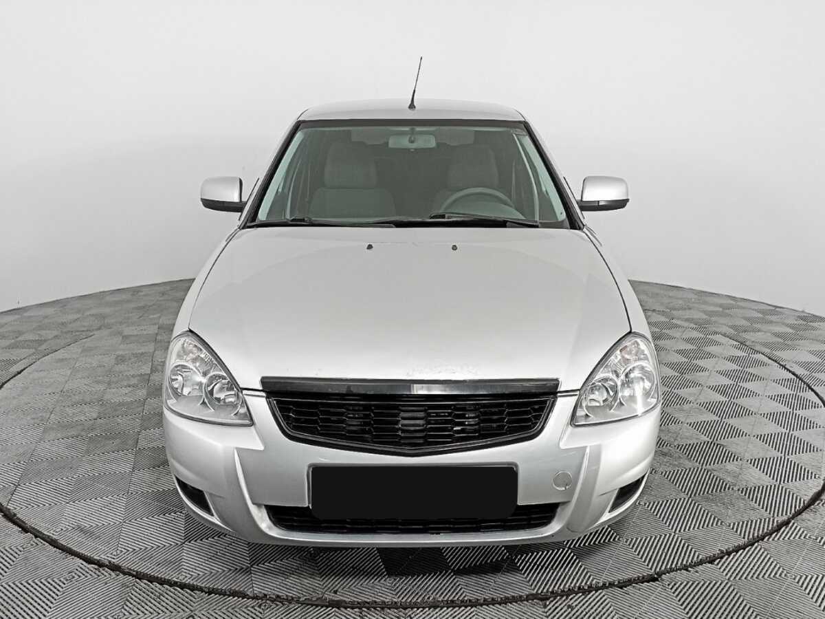 Lada (ВАЗ) Priora с пробегом — 2012 год. Фото: #1