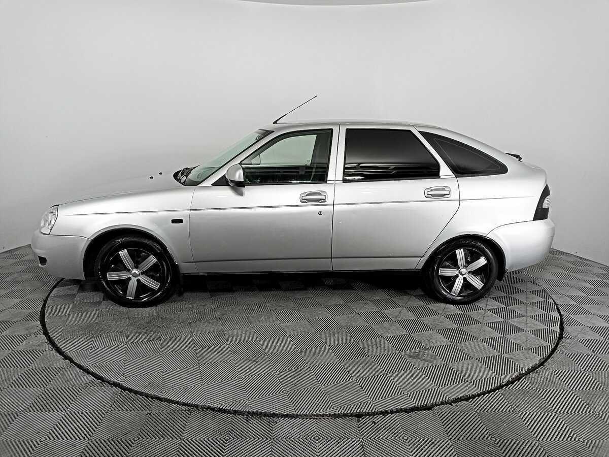 Lada (ВАЗ) Priora с пробегом — 2012 год. Фото: #7