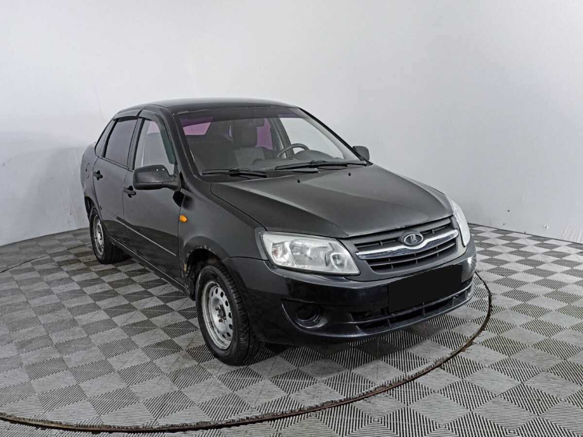 Lada (ВАЗ) Granta с пробегом — 2012 год. Фото: #2