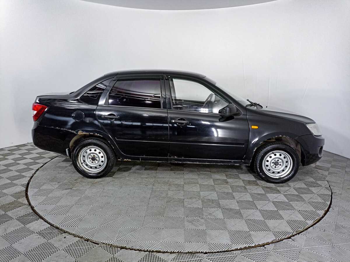 Lada (ВАЗ) Granta с пробегом — 2012 год. Фото: #3