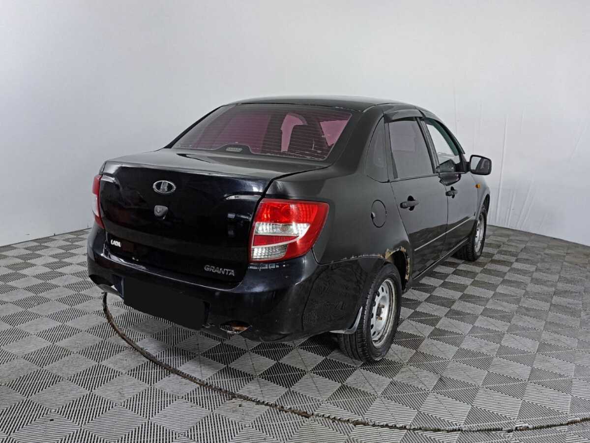 Lada (ВАЗ) Granta с пробегом — 2012 год. Фото: #4