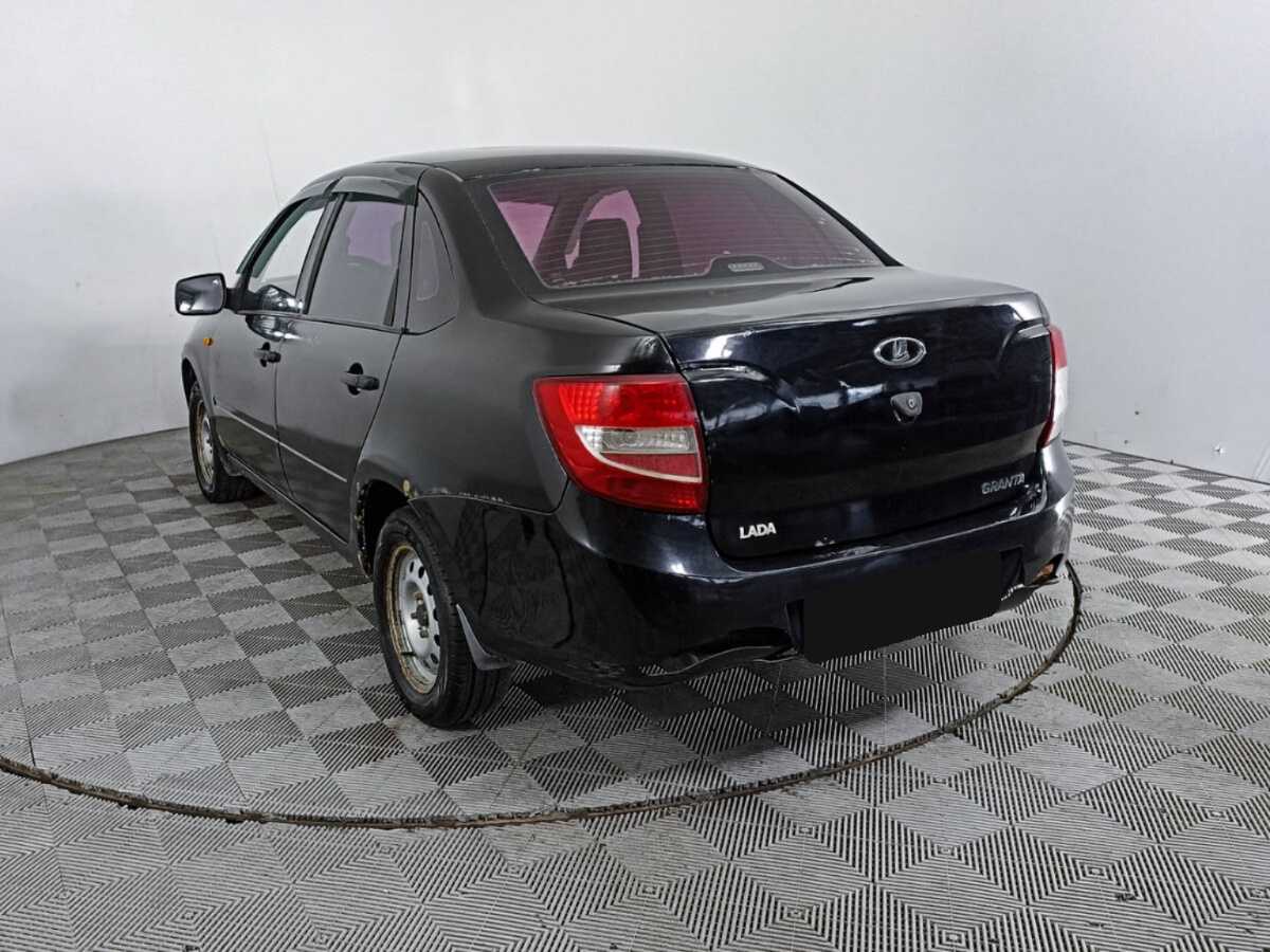 Lada (ВАЗ) Granta с пробегом — 2012 год. Фото: #6