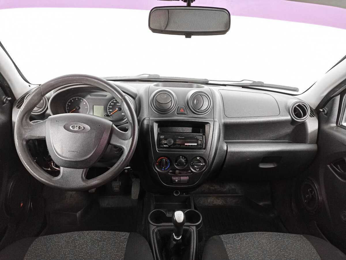 Lada (ВАЗ) Granta с пробегом — 2012 год. Фото: #11