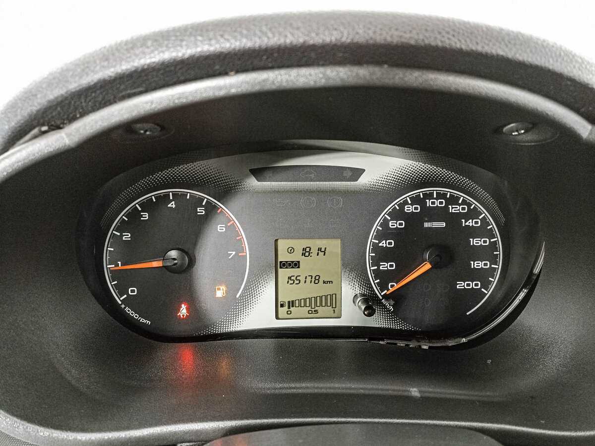 Lada (ВАЗ) Granta с пробегом — 2012 год. Фото: #10