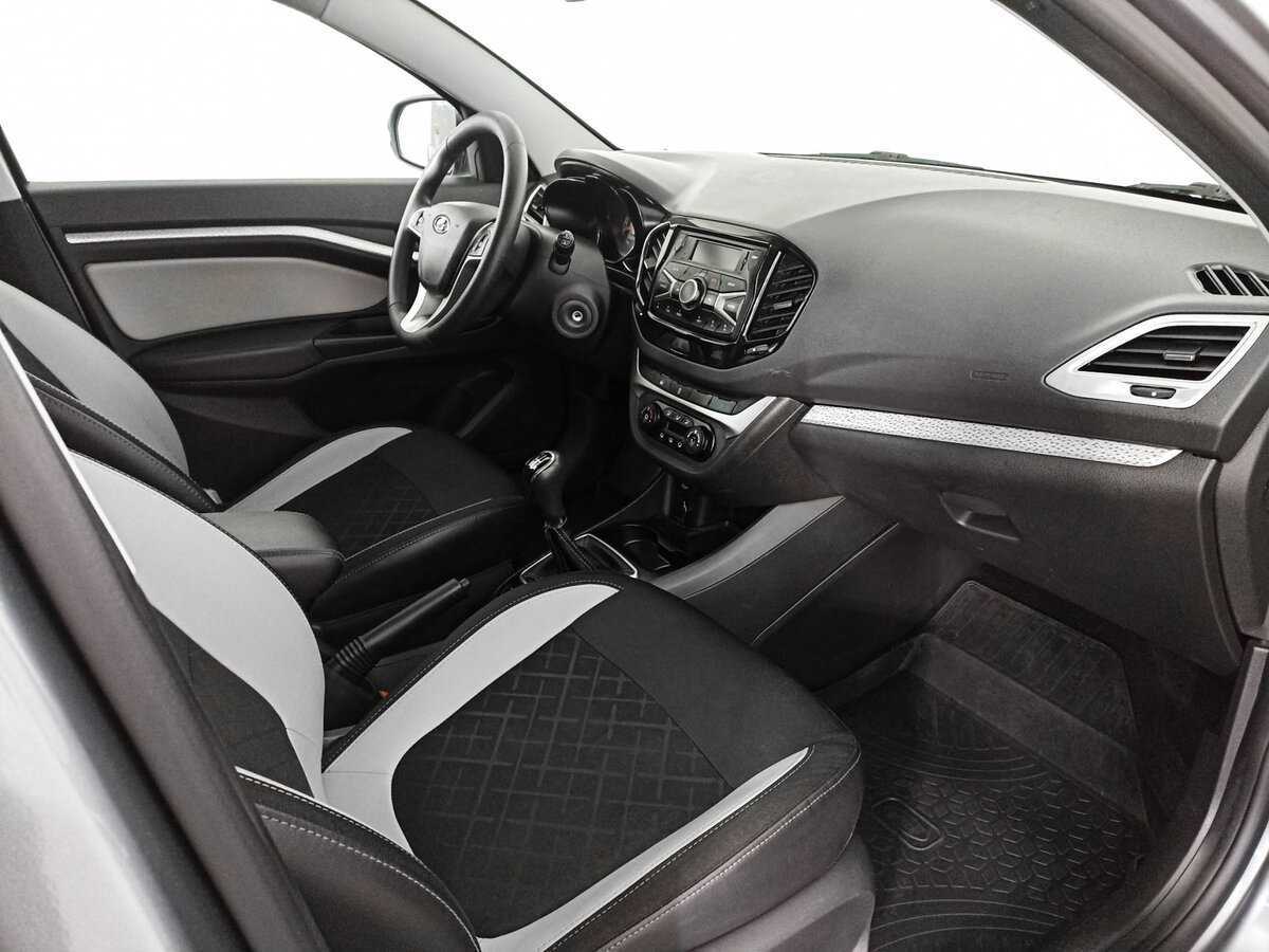 Lada (ВАЗ) Vesta с пробегом — 2019 год. Фото: #6