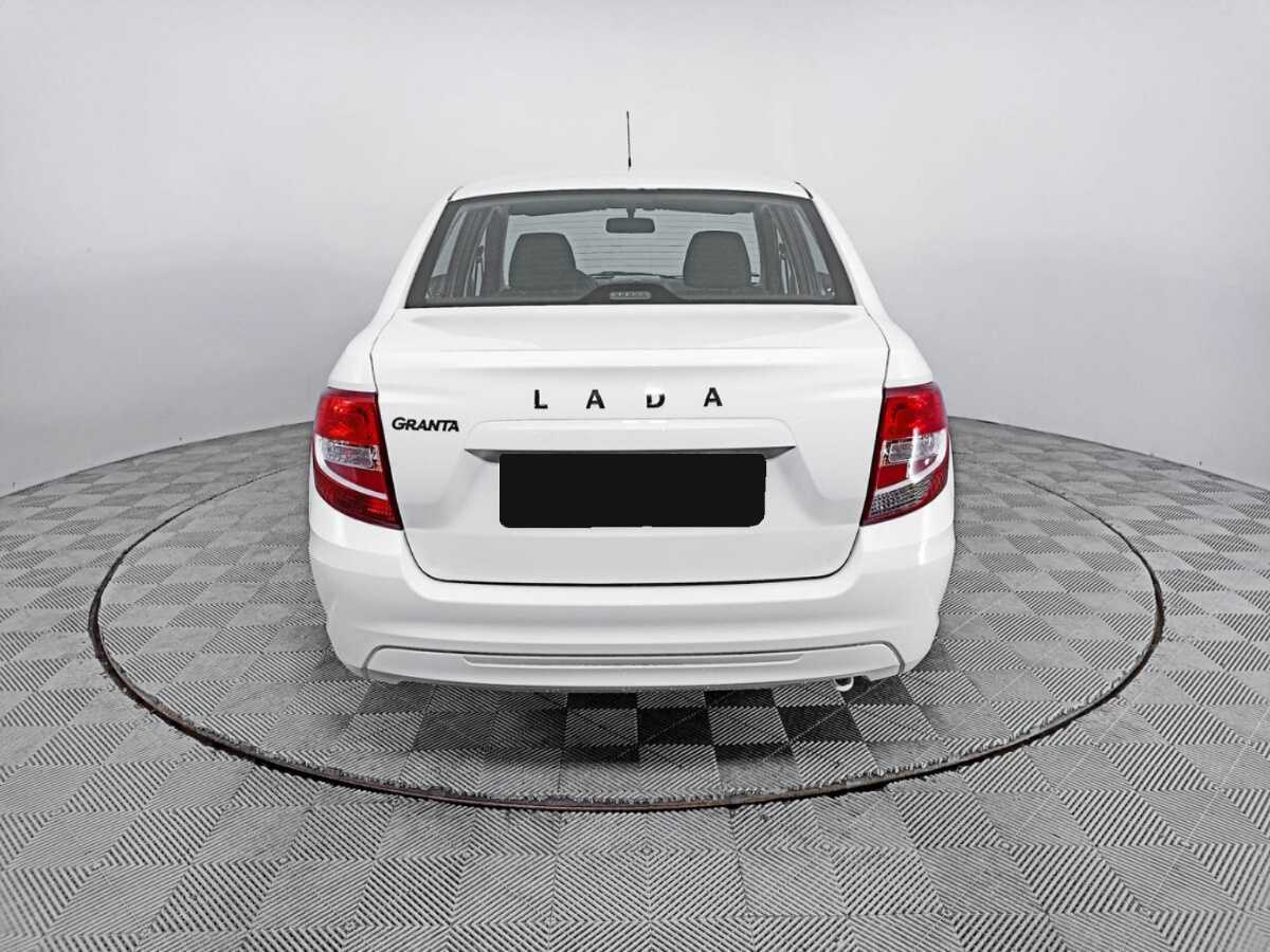 Lada (ВАЗ) Granta с пробегом — 2024 год. Фото: #5