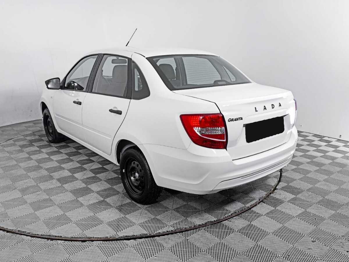 Lada (ВАЗ) Granta с пробегом — 2024 год. Фото: #6