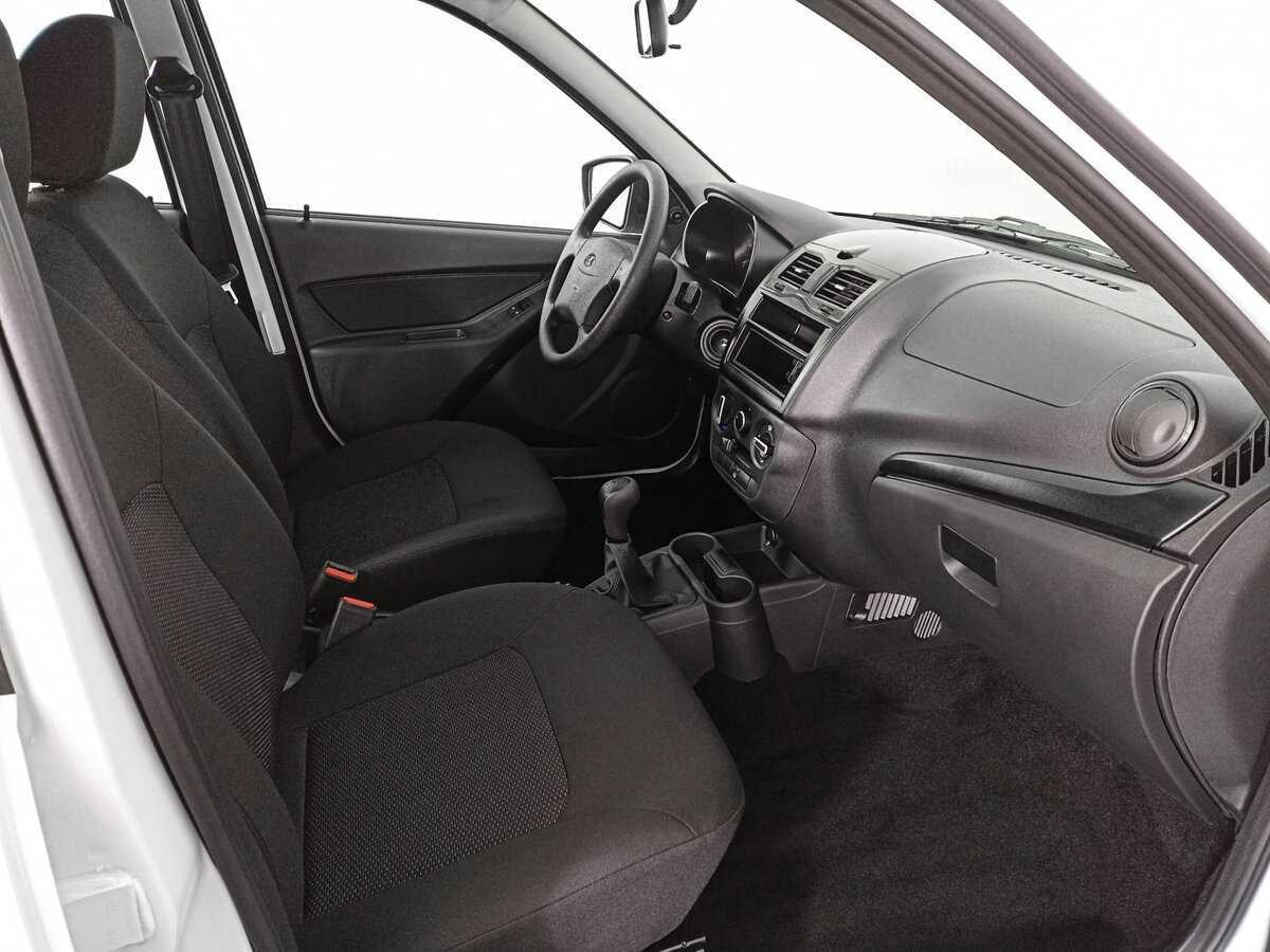 Lada (ВАЗ) Granta с пробегом — 2024 год. Фото: #10