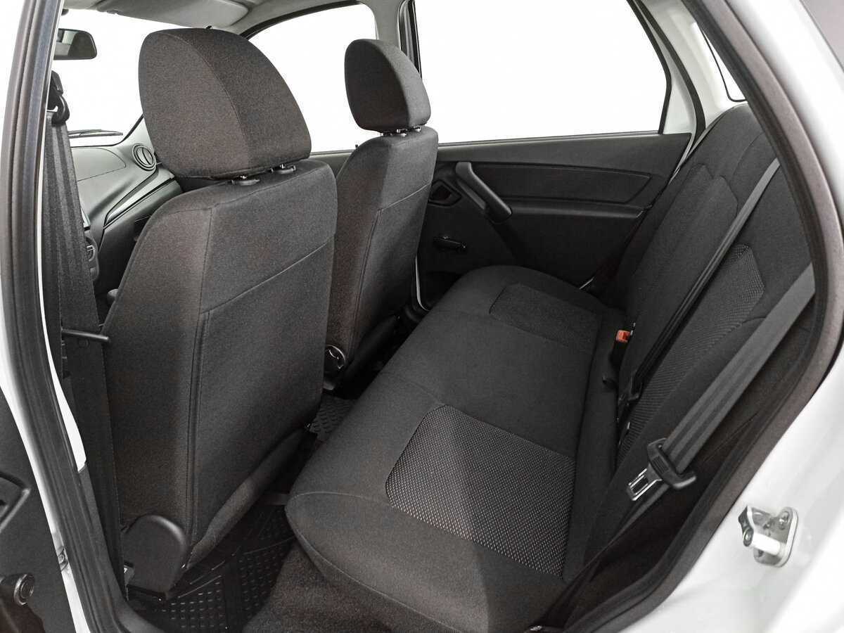 Lada (ВАЗ) Granta с пробегом — 2024 год. Фото: #11