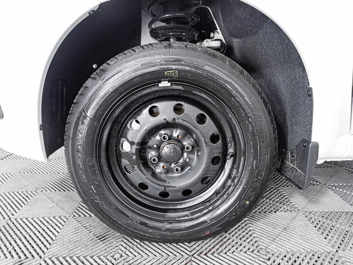 Lada (ВАЗ) Granta с пробегом — 2024 год. Фото: #17