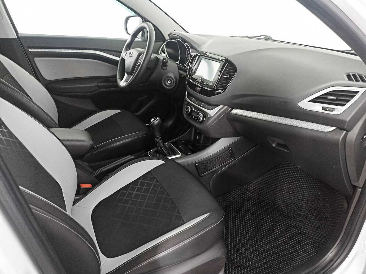 Lada (ВАЗ) Vesta с пробегом — 2017 год. Фото: #8