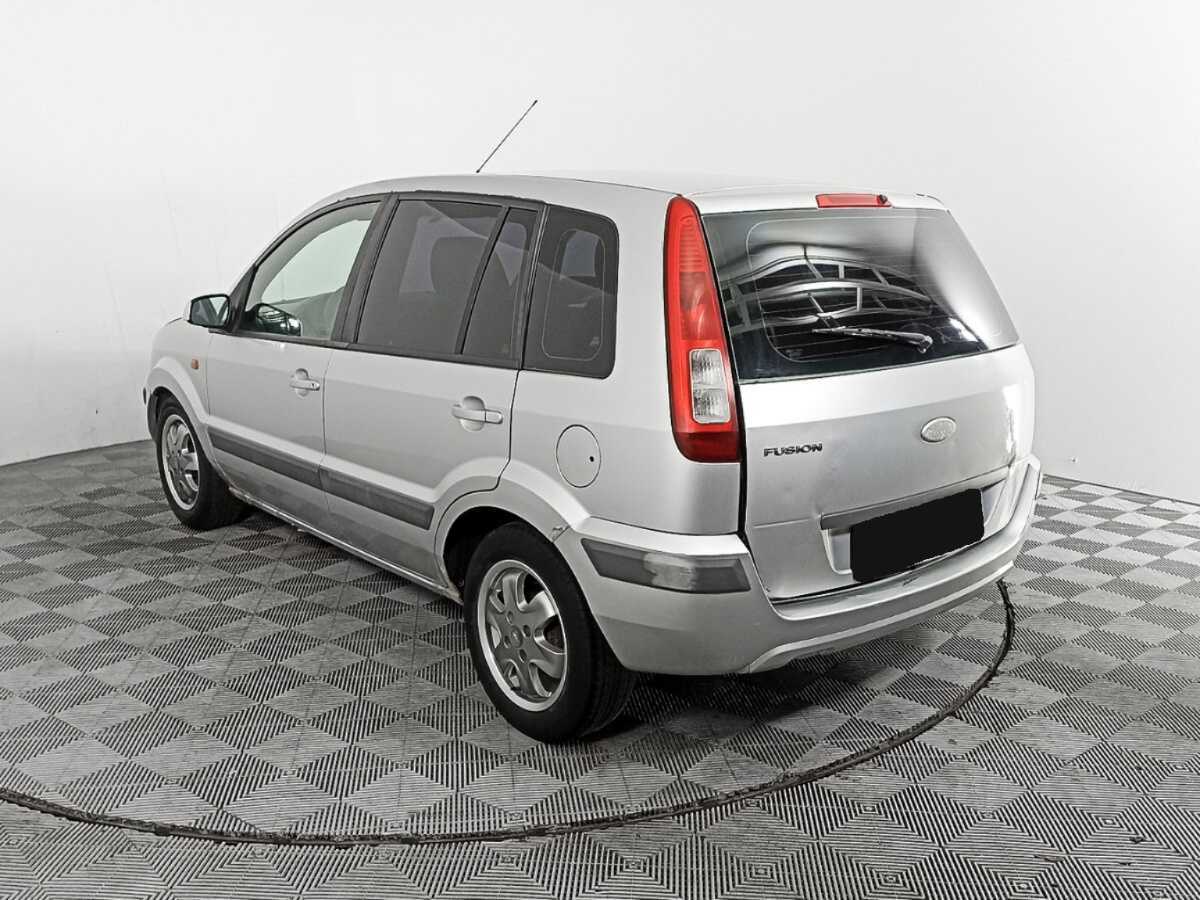 Ford Fusion с пробегом — 2008 год. Фото: #6