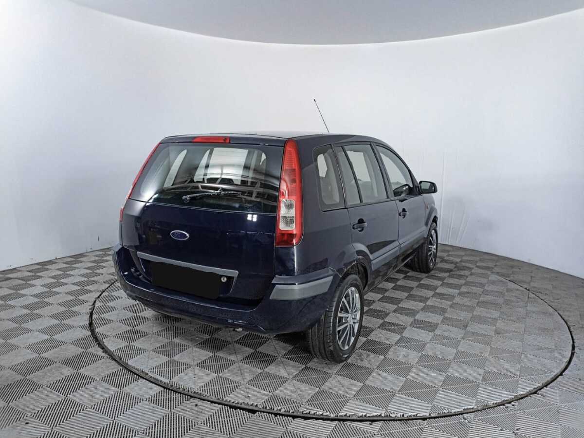 Ford Fusion с пробегом — 2007 год. Фото: #4