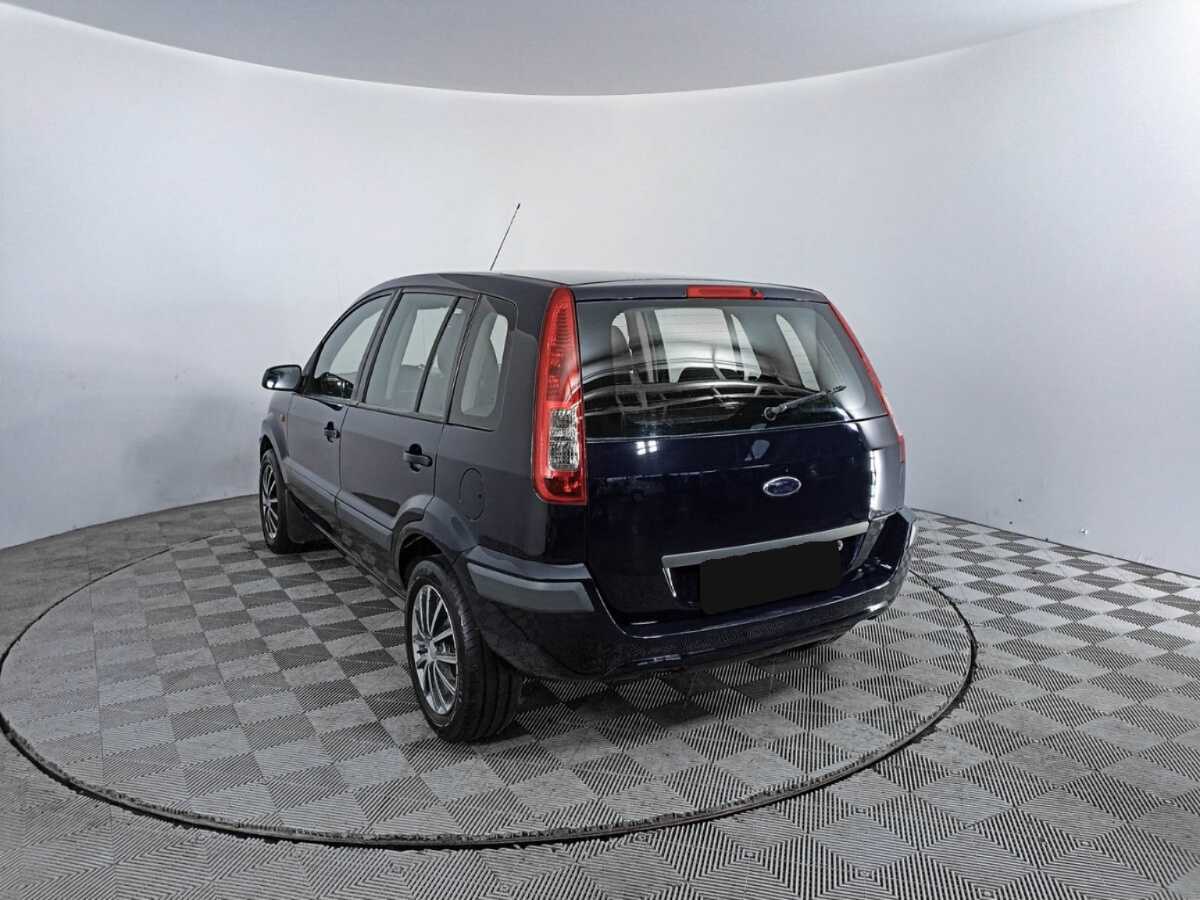 Ford Fusion с пробегом — 2007 год. Фото: #6