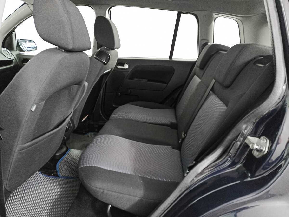 Ford Fusion с пробегом — 2007 год. Фото: #11