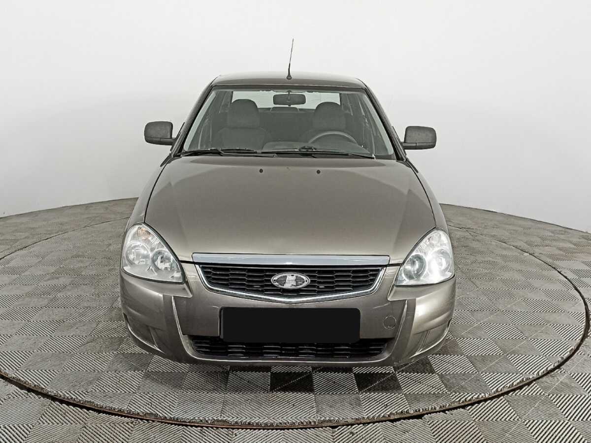 Lada (ВАЗ) Priora с пробегом — 2014 год. Фото: #1