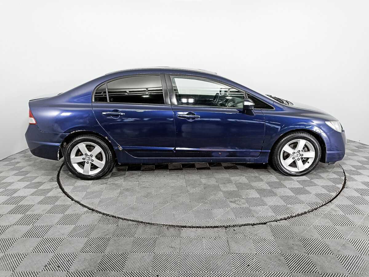 Honda Civic с пробегом — 2007 год. Фото: #3