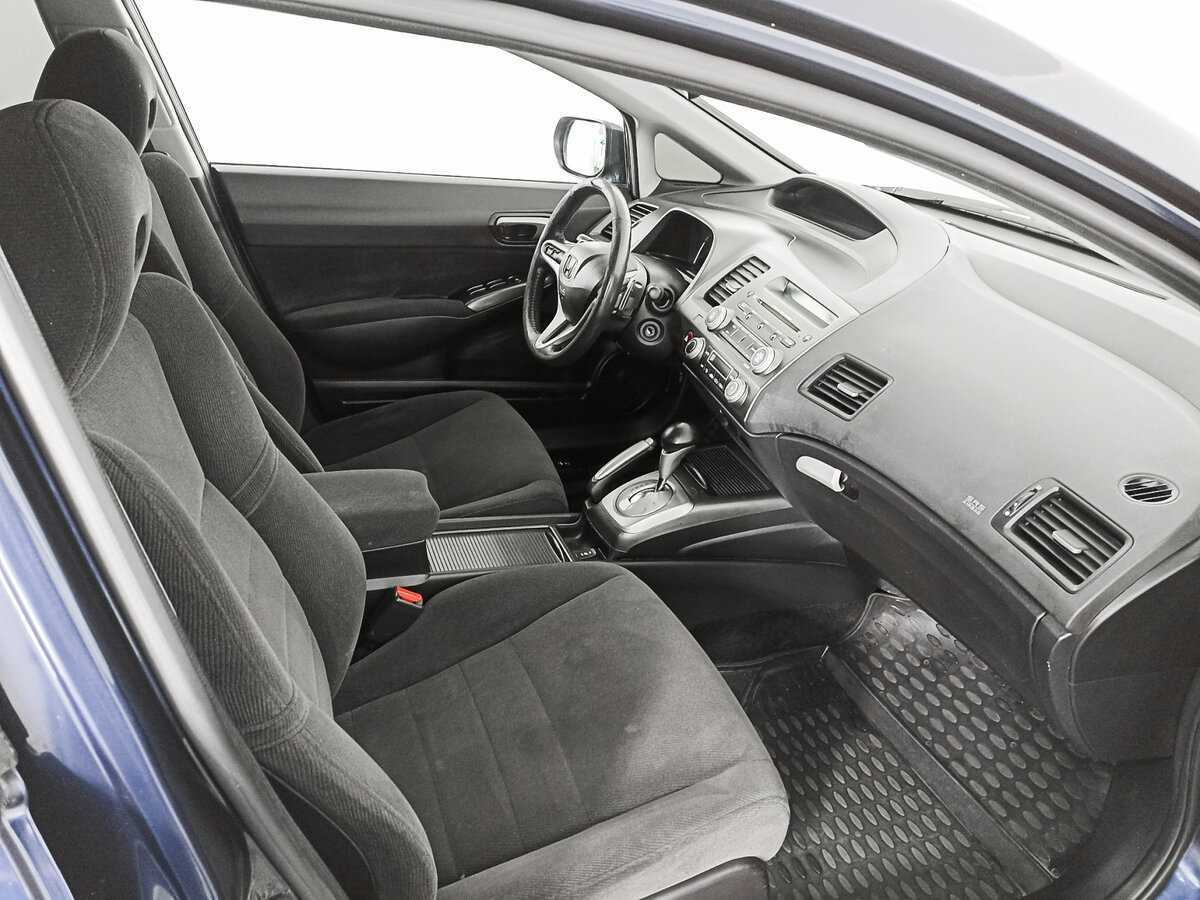 Honda Civic с пробегом — 2007 год. Фото: #8