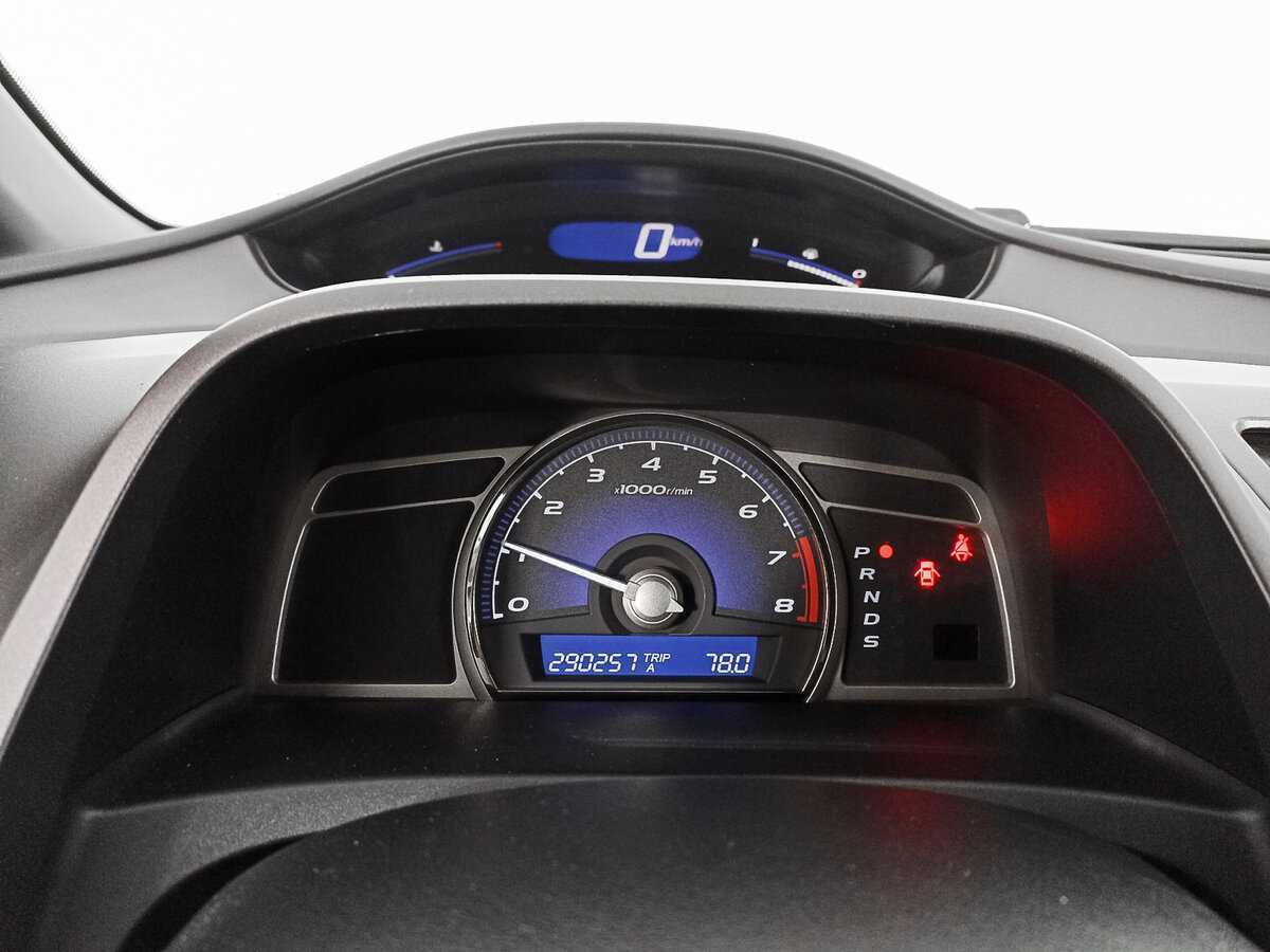 Honda Civic с пробегом — 2007 год. Фото: #10