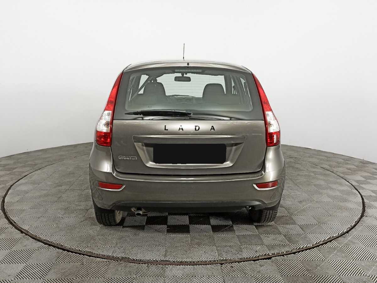 Lada (ВАЗ) Granta с пробегом — 2020 год. Фото: #4