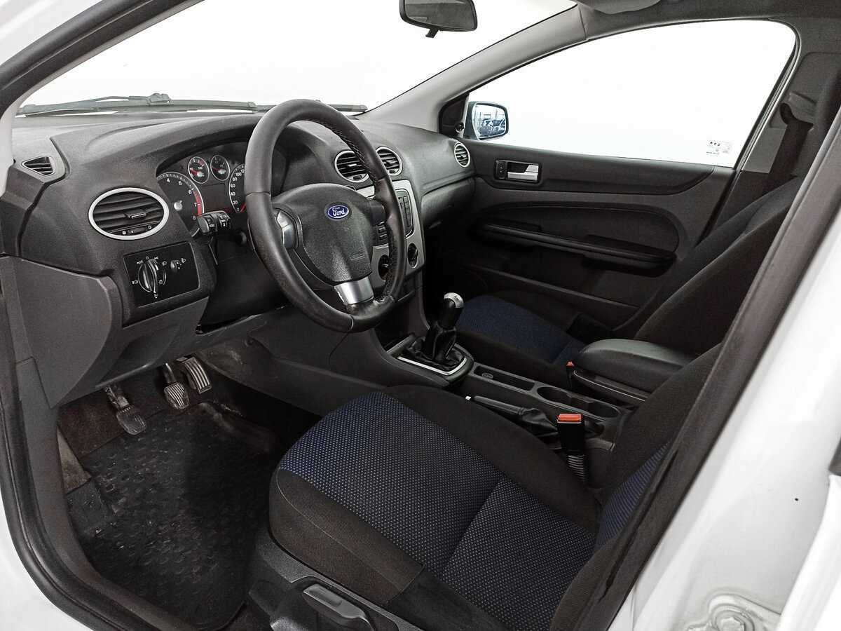 Ford Focus с пробегом — 2007 год. Фото: #11