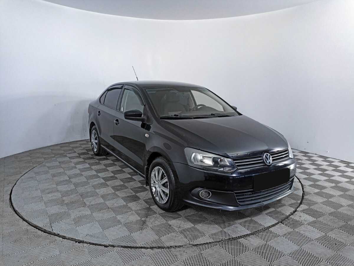 Volkswagen Polo с пробегом — 2011 год. Фото: #2