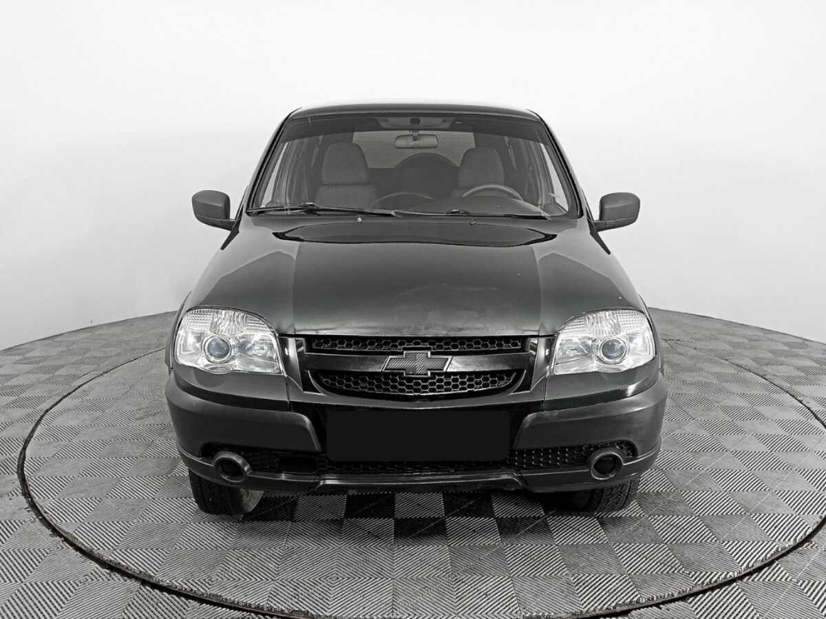 Chevrolet Niva с пробегом — 2013 год. Фото: #1