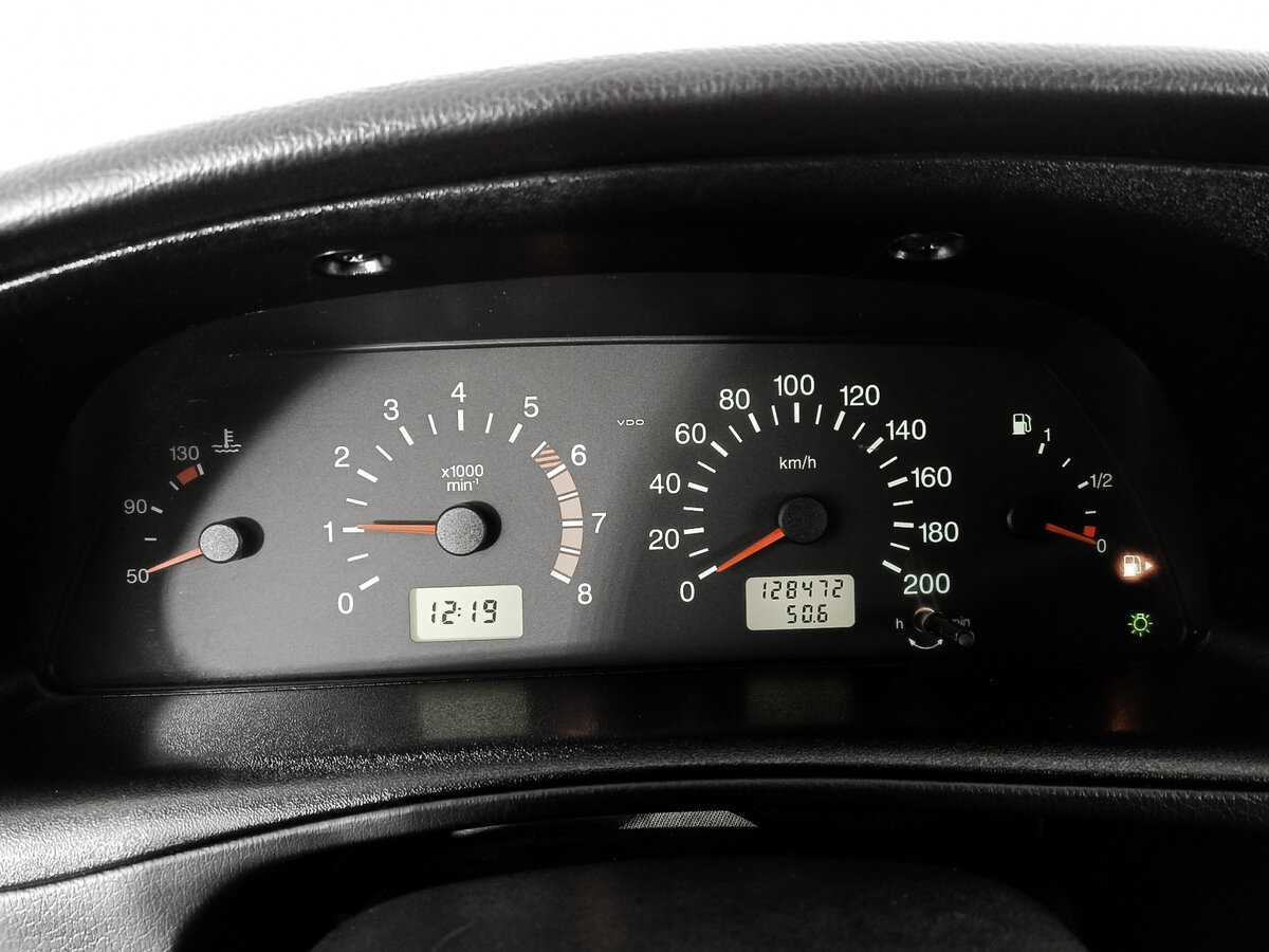 Chevrolet Niva с пробегом — 2013 год. Фото: #10