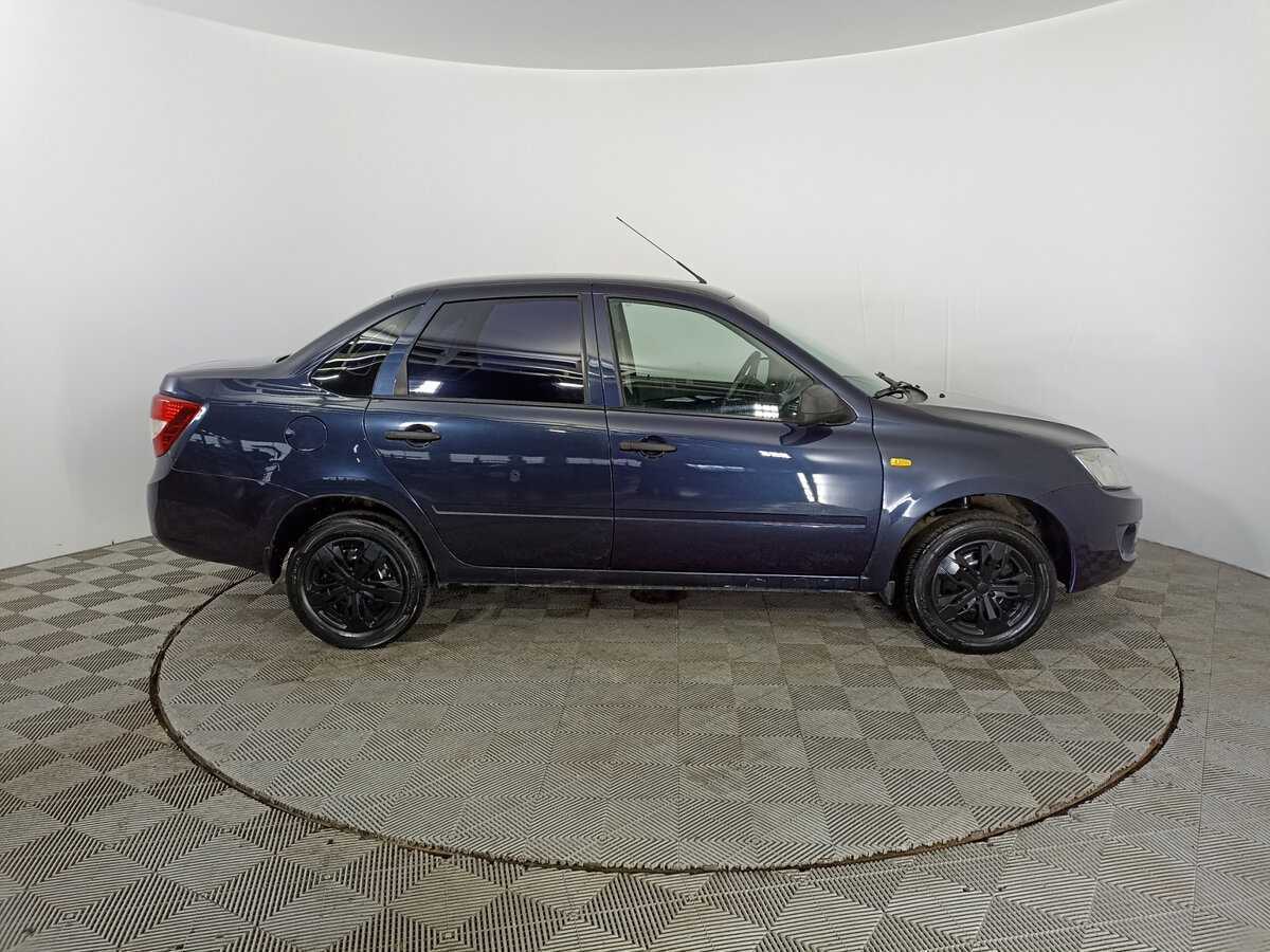 Lada (ВАЗ) Granta с пробегом — 2013 год. Фото: #3