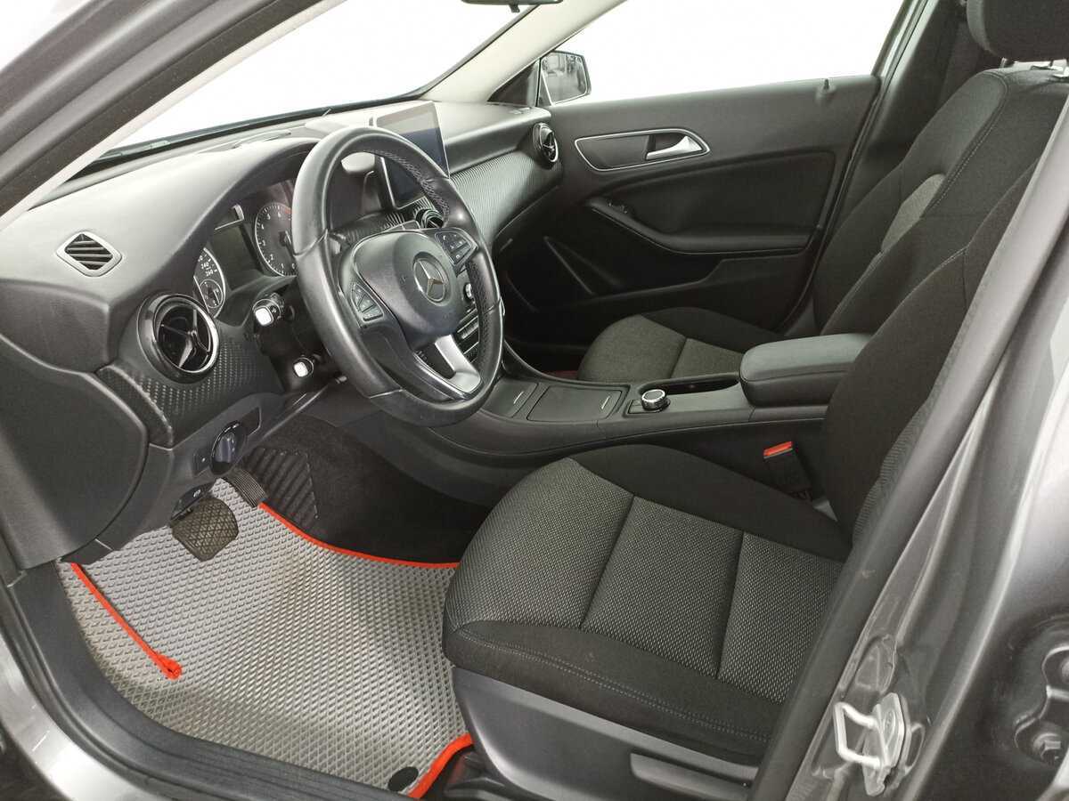 Mercedes-Benz GLA с пробегом — 2016 год. Фото: #12