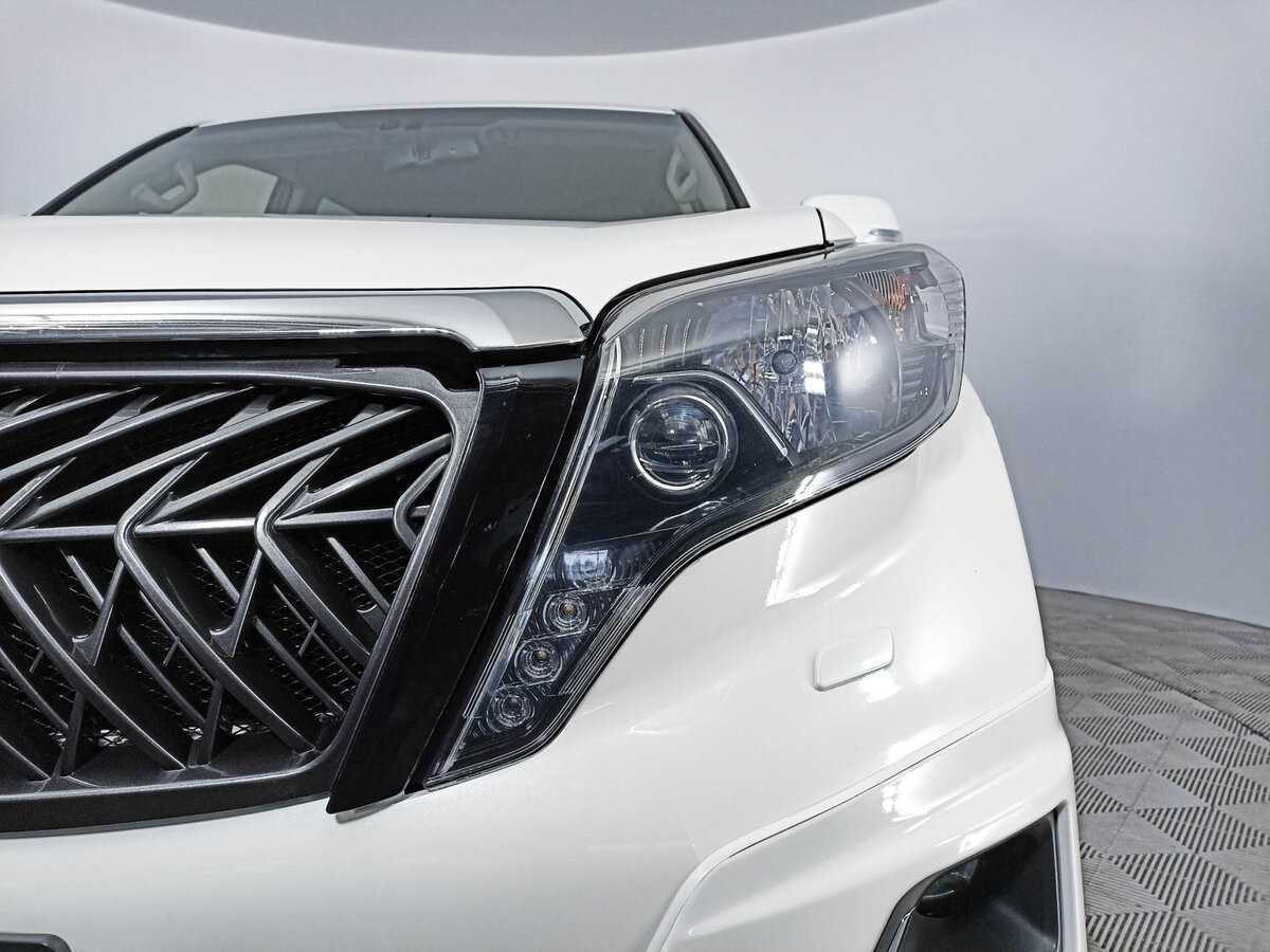 Toyota Land Cruiser Prado с пробегом — 2017 год. Фото: #16