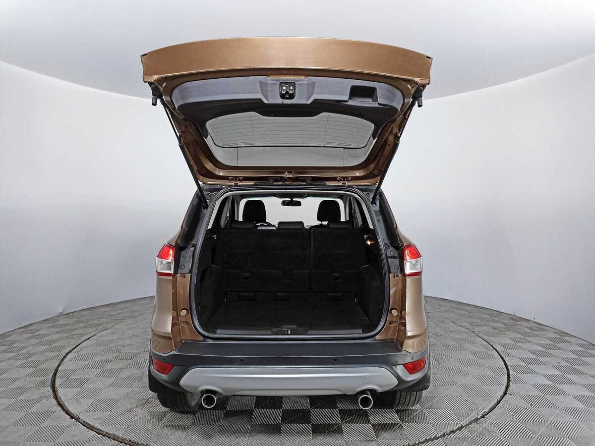 Ford Kuga с пробегом — 2013 год. Фото: #7