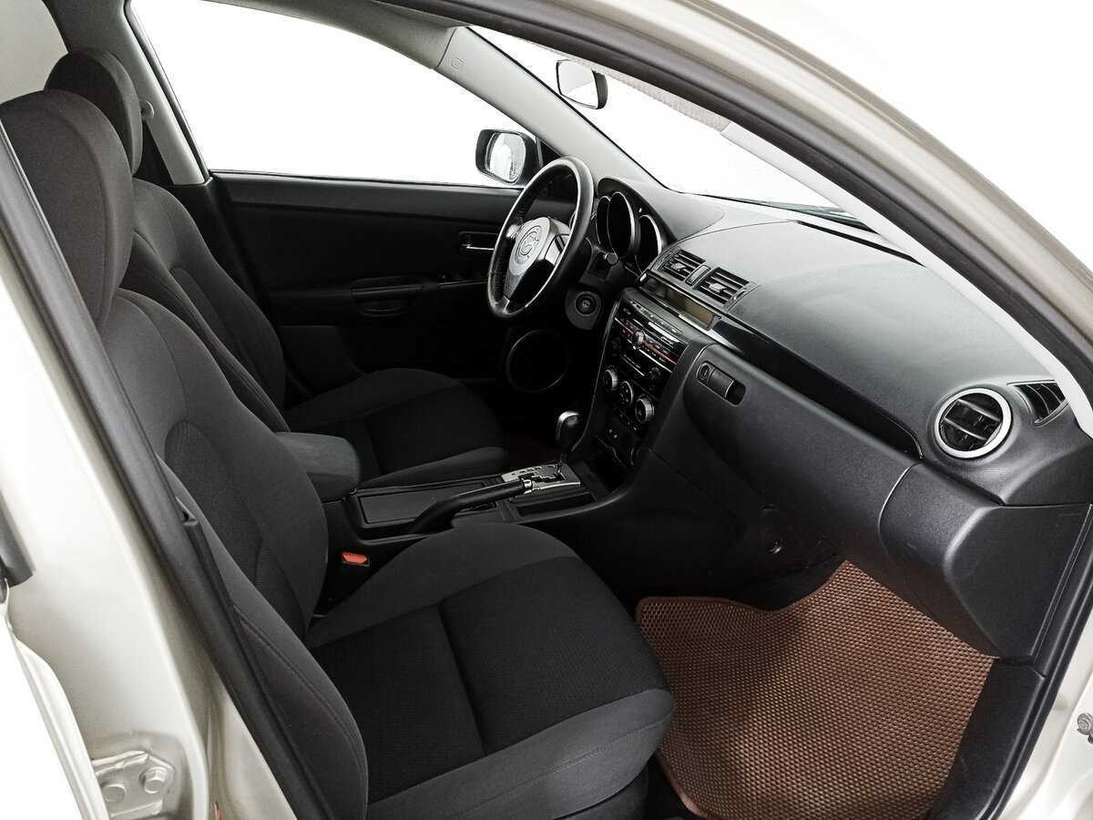 Mazda 3 с пробегом — 2008 год. Фото: #9