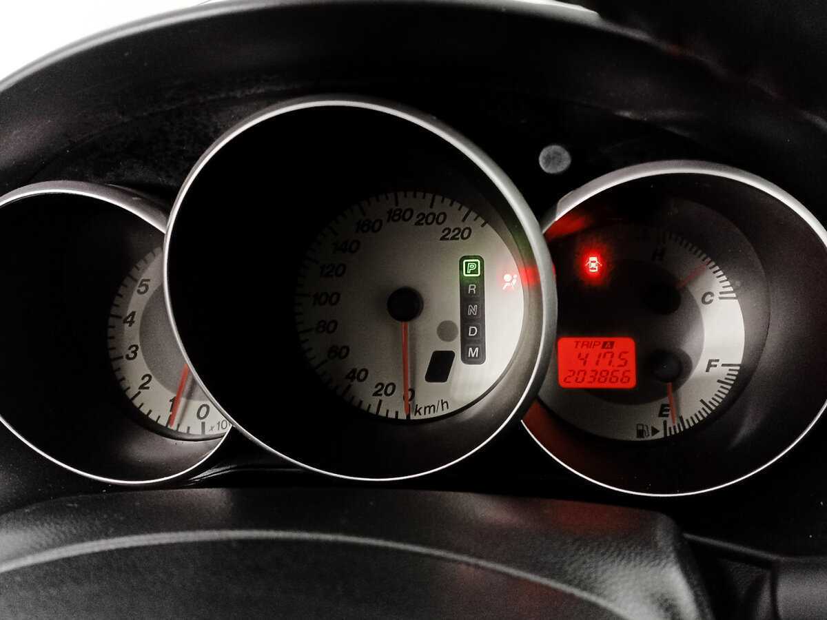 Mazda 3 с пробегом — 2008 год. Фото: #11