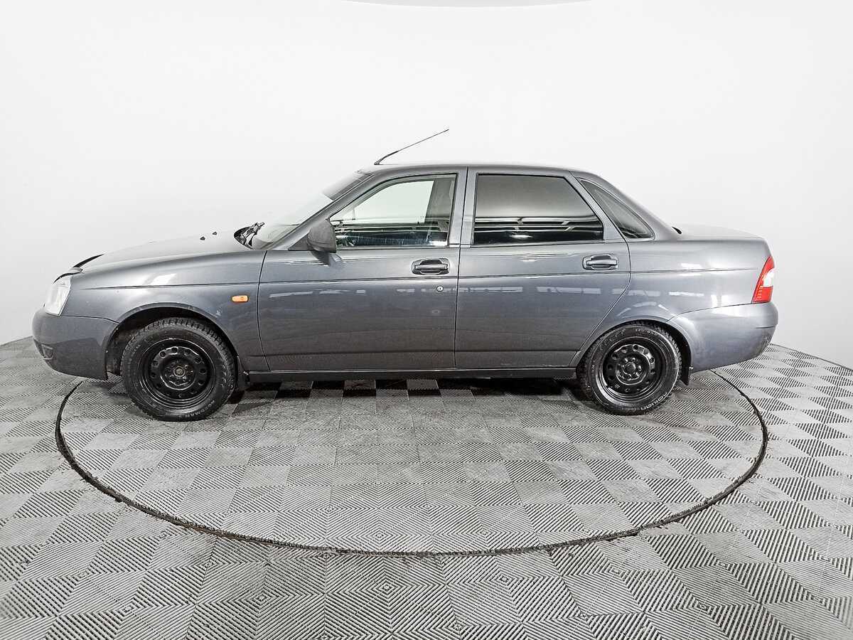 Lada (ВАЗ) Priora с пробегом — 2015 год. Фото: #6