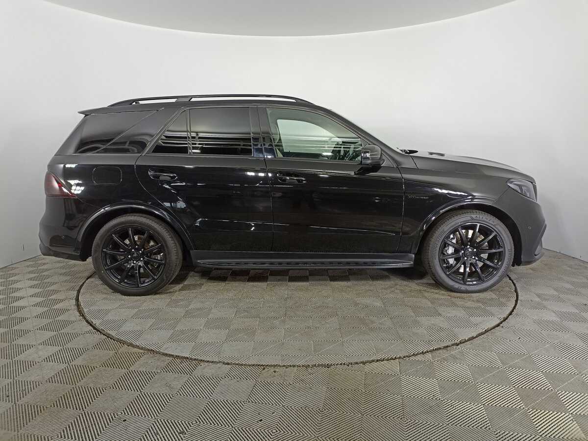 Mercedes-Benz GLE AMG с пробегом — 2017 год. Фото: #3