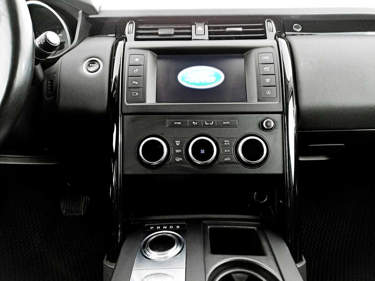 Land Rover Discovery с пробегом — 2017 год. Фото: #12