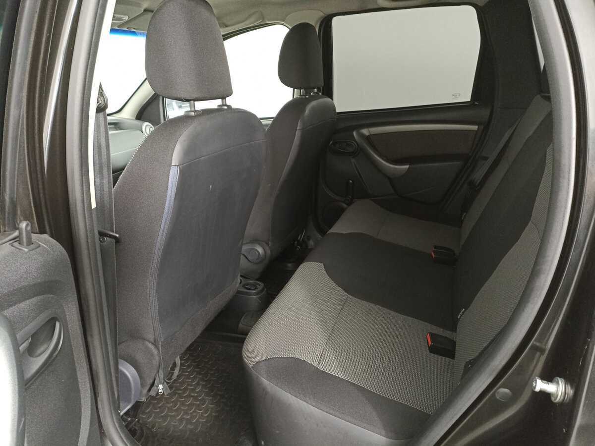 Renault Duster с пробегом — 2016 год. Фото: #9