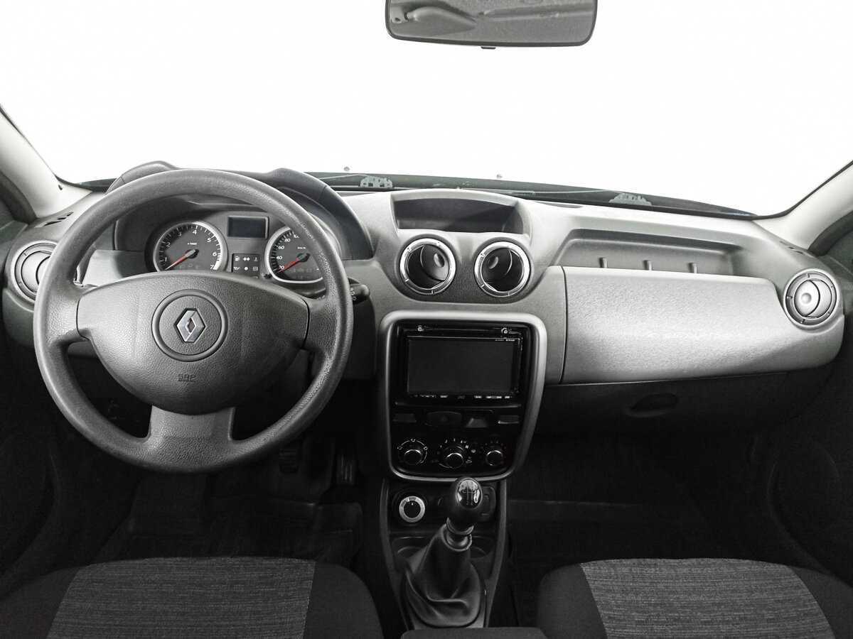 Renault Duster с пробегом — 2014 год. Фото: #11
