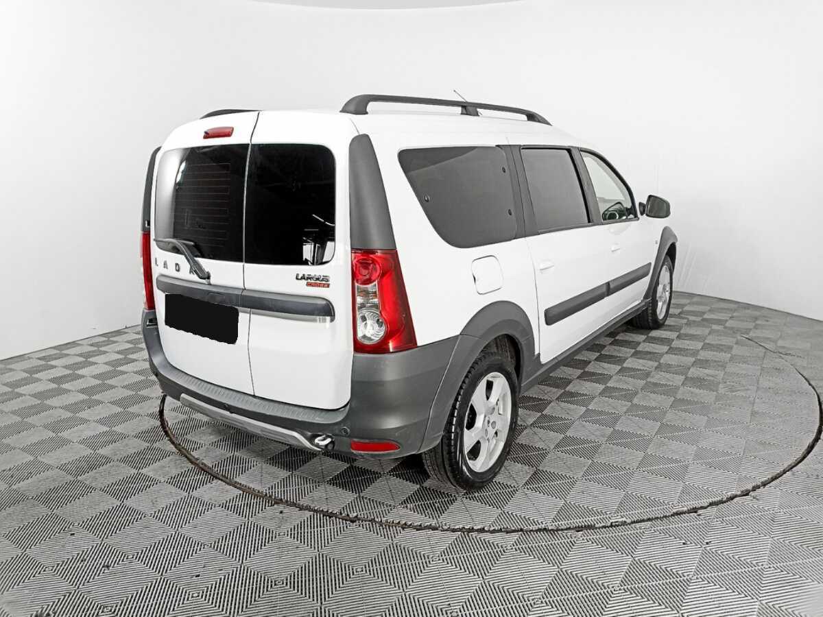 Lada (ВАЗ) Largus с пробегом — 2020 год. Фото: #3