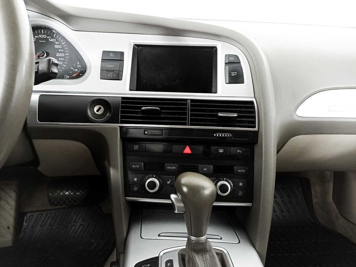 Audi A6 с пробегом — 2010 год. Фото: #12