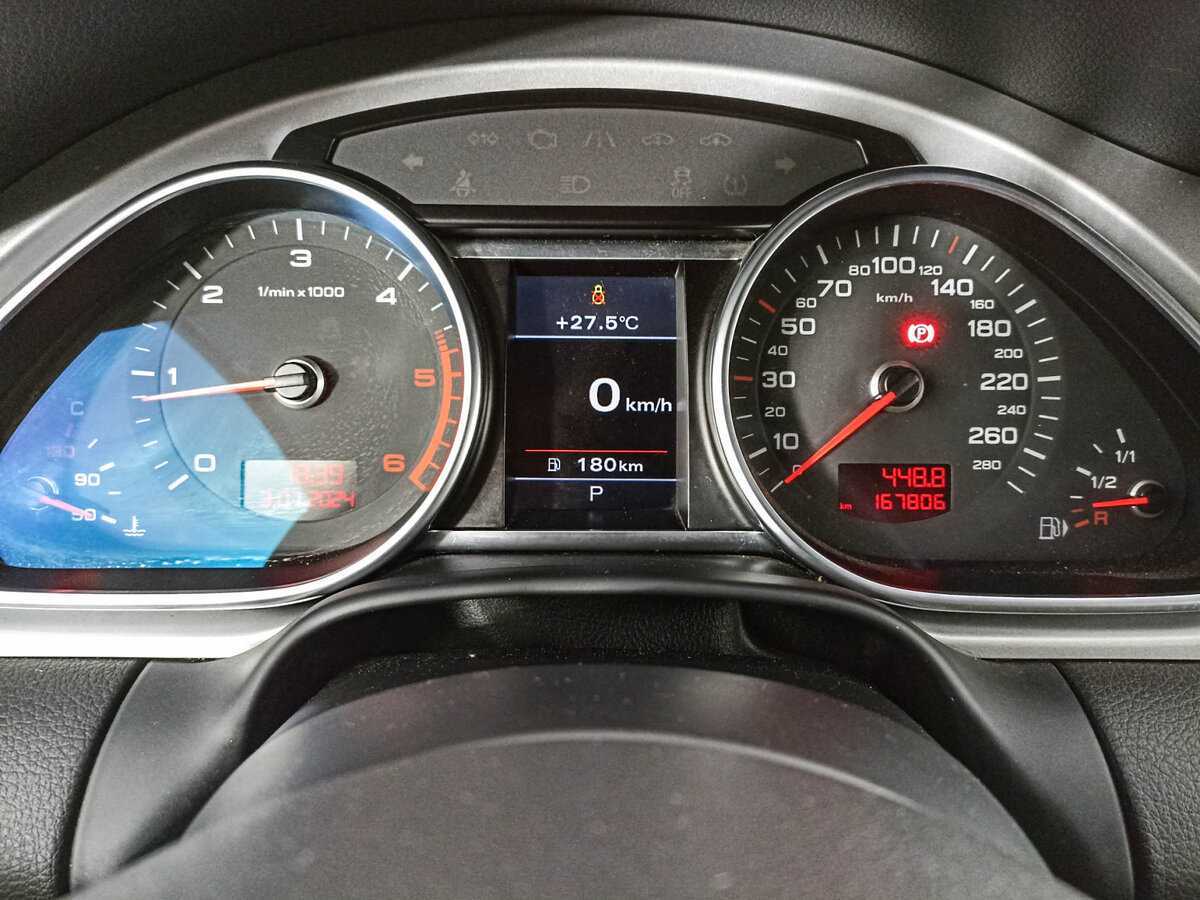 Audi Q7 с пробегом — 2010 год. Фото: #10