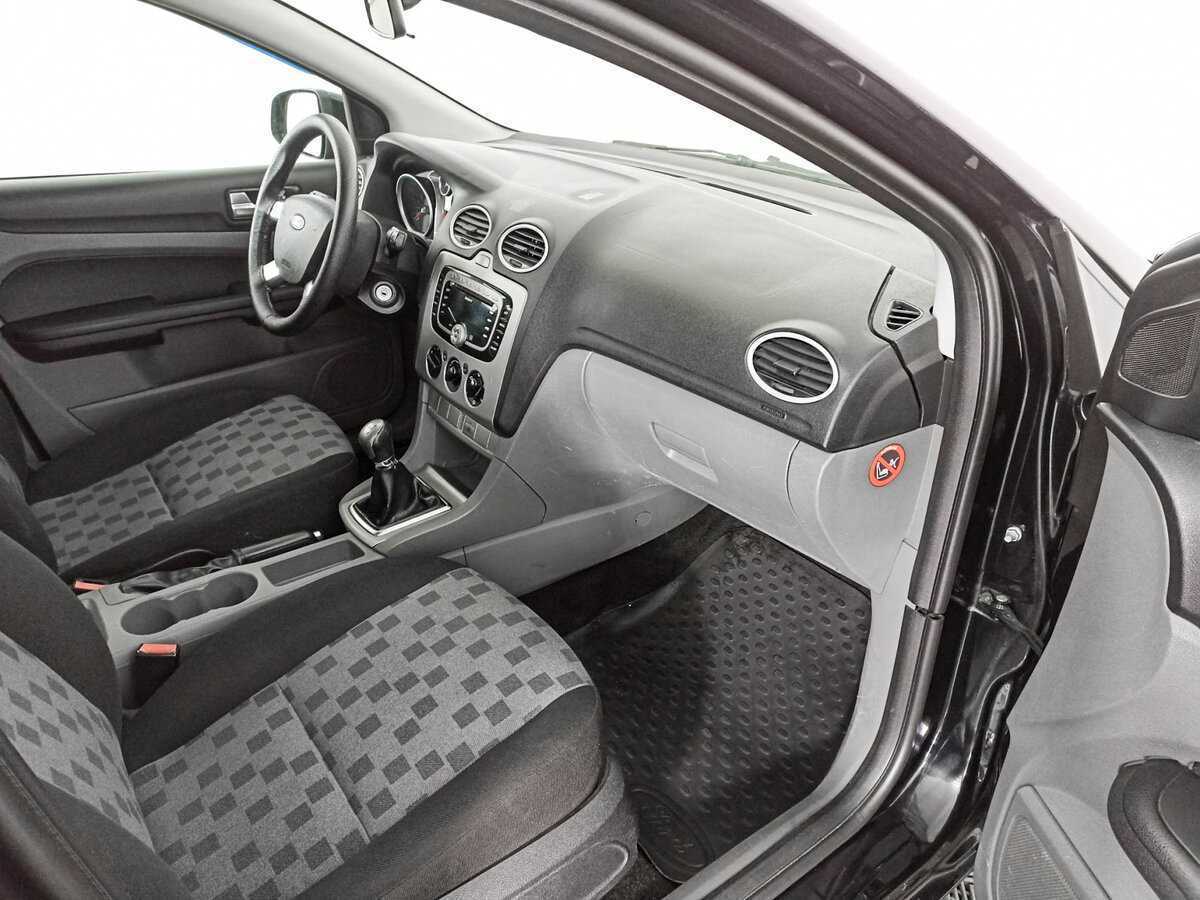 Ford Focus с пробегом — 2008 год. Фото: #8