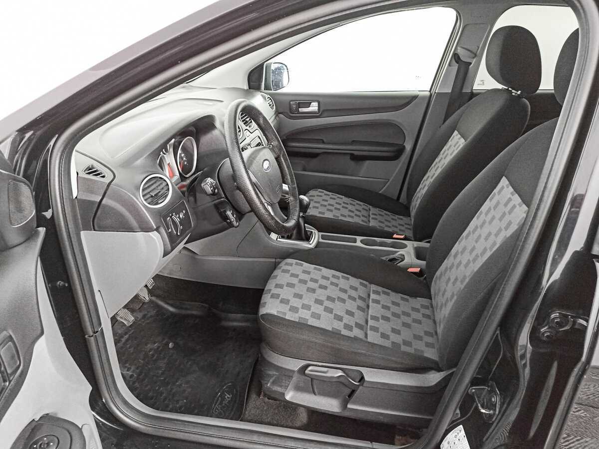 Ford Focus с пробегом — 2008 год. Фото: #13