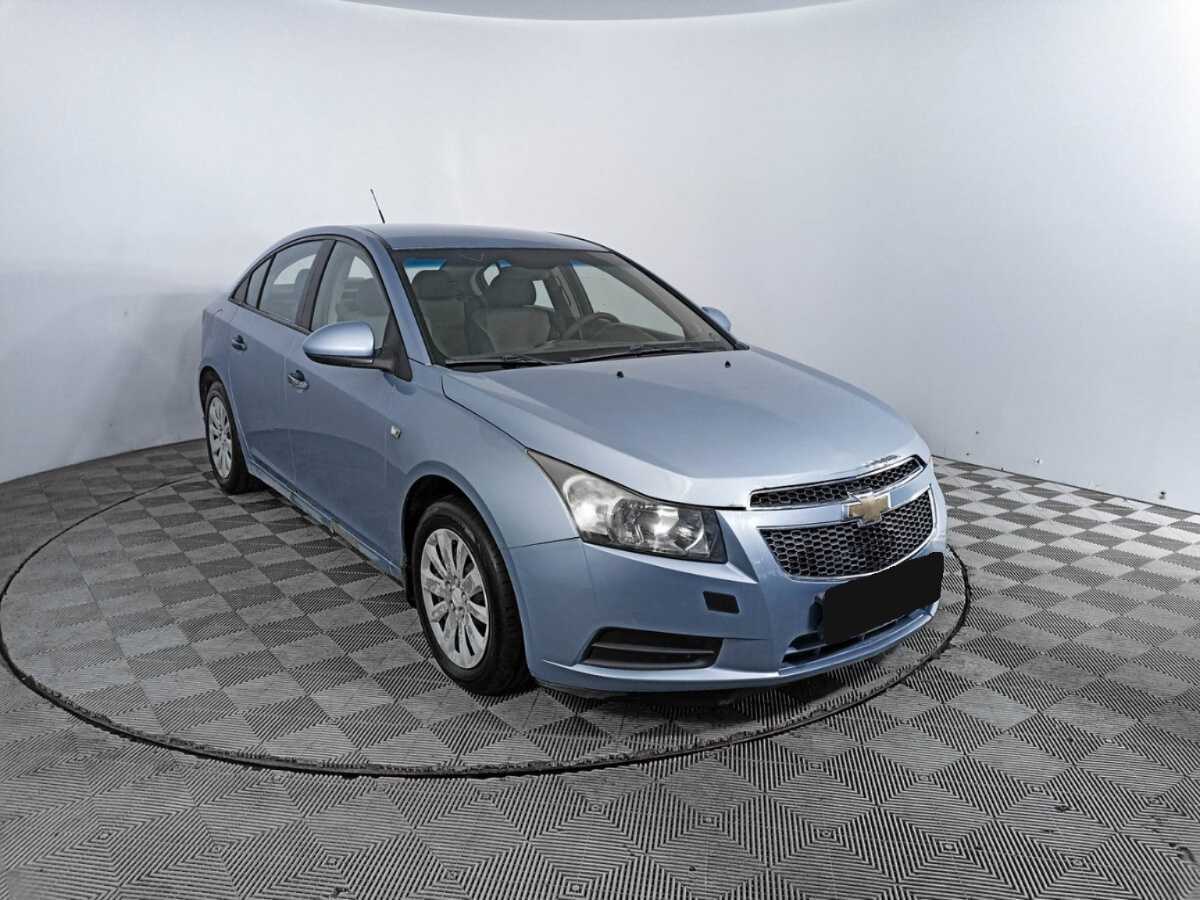 Chevrolet Cruze с пробегом — 2010 год. Фото: #2