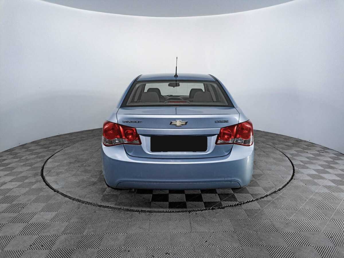 Chevrolet Cruze с пробегом — 2010 год. Фото: #5