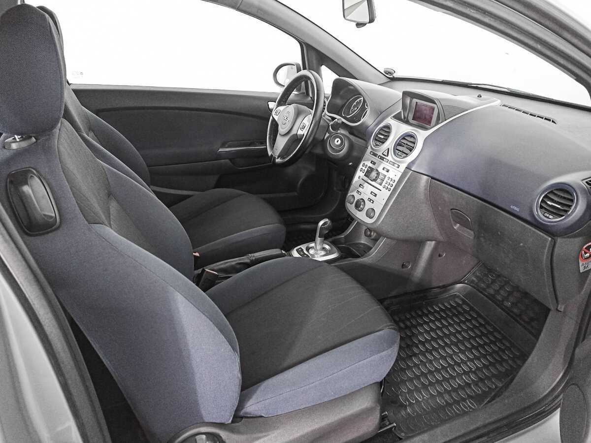 Opel Corsa с пробегом — 2008 год. Фото: #8