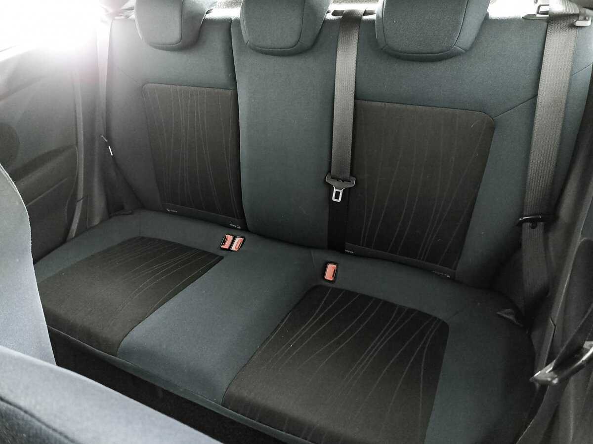 Opel Corsa с пробегом — 2008 год. Фото: #9